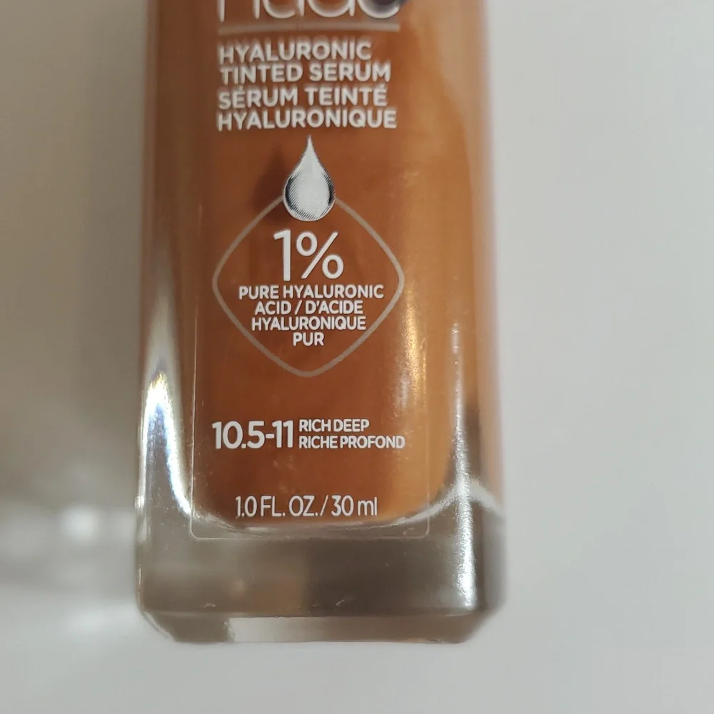L'Oreal True Match Nude Hyaluronic Tinted Serum - Rich Deep